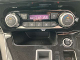 フルオートエアコン 温度設定をすれば自宅のエアコンのように車内の温度をコントロール