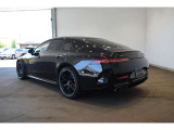 メルセデスは良質なクルマ(中古車)を、安心のサービスと共にお届けしています。