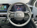 周囲が広く見わたせて運転しやすく室内も広々★