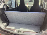 定員乗車の状態でも普段使いには十分なラゲッジスペースを確保しています!