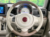【純正革巻きステアリング】上質な革を使用することで、手にしっかり馴染みとても運転しやすいハンドルです♪