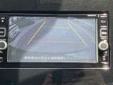 バックモニターで車庫入れまどらくらく、高感度カラーカメラですので僅かな光でもくっきりと見え、夜でも安心して駐車出来ます。
