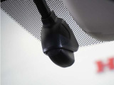 ◆ドライブレコーダー◆映像・音声などを記録する自動車用の装置です。 もしもの事故の際の記録はもちろん、旅行の際の思い出としてドライブの映像を楽しむことができます。
