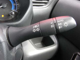 アダプティブLEDヘッドライトシステムは、照射パターンを変化させて対向車や先行車が眩しくならないようにハイビームをキープすることで、良好な視界を確保します。もちろん自動点灯/消灯するオートライトも。