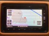 ナビゲーションはフルセグTV、インターナビ対応のGathers純正メモリーナビを搭載しています。Bluetoothオーディオ機能がありますので、スマートフォンなどの音楽も再生できます。
