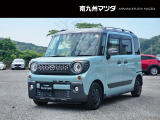 中古車専門再生工場にて熟練専任スタッフが丁寧に清掃、仕上げを実施しております。また、お客様に安心してご検討いただける様、公取協が定める基準に基づき車両検査を実施し、車両状態評価証を発行しております。