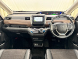 いつでも気持ちよく運転できて、使い勝手のいい収納や体をケアするシート、細部にまでこだわったインテリア♪