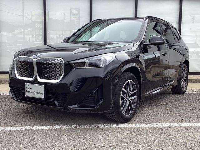 BMW iX1 