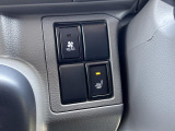 リアヒートダクト&シートヒーター各種ボタンは運転席左側にございます☆