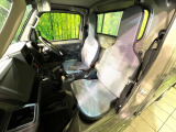 ドライバーによって運転しやすいポジションは異なり、あの車はどうなのか不安なこともありますよね。気になるお車は店頭で乗り込んでご確認いただけます♪