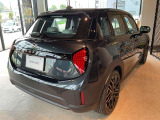 かわいいテールのデザインはほかの車にはない魅力があります。ひと目で&ldquo;MINI&rdquo;とわかるデザインはアナタを虜にしてしまうかもしれません