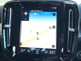 【9インチタッチスクリーン純正HDDナビ】「Apple Car Play」「Android Auto」対応のボルボ先進ナビゲーション「SENSUS」。最新地図データへ無料更新してお渡しします。
