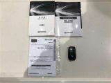 【キーレス】少し離れた場所からでもボタン一つでドアの開錠・施錠ができるのでとっても便利!ドアの鍵穴周りに傷をつけることもありません♪