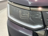 LEDヘッドライトは、点灯の瞬間から最大光量を発揮し、突然暗くなるトンネルなどでの安定感を高めます。