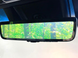 【デジタルインナーミラー】後席の大きな荷物や同乗者で後方が確認しづらい時でも安心!カメラが撮影した車両後方の映像をルームミラー内に表示。クリアな視界で状況の確認が可能です!
