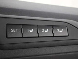 3名分のシート、ドアミラーの最適ポジションを記憶・再現できるマイコンプリセットドライビングポジションシステムが装備されています。
