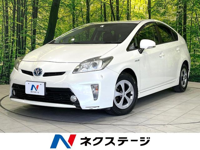 トヨタ プリウス 