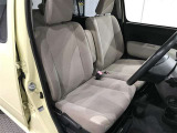 見通しのよいすっきりとした視界で、誰でも運転しやすいです。運転のしやすさは疲れにくさにも繋がりますよ♪