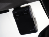 ◆ドライブレコーダー◆映像・音声などを記録する自動車用の装置です。 もしもの事故の際の記録はもちろん、旅行の際の思い出としてドライブの映像を楽しむことができます。