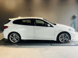 【BMWの伝統-2】時代を超える美しさ。磨き抜かれたエアロダイナミクスが瞳を奪う。一目で伝わるスポーティーなプロポーションは、BMWの走行性能を生み出すのに欠かせない要因の一つです