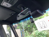 Hondaセンシング搭載!ミリ波レーダーと単眼カメラで、クルマの前方の状況を認識。ブレーキやステアリングの制御技術と協調し、安心・快適な運転や事故回避を支援する先進のシステムです!