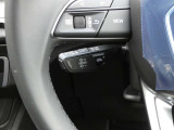 ■ACC■「アダプティブクルーズコントロール」。略して「ACC」と呼ばれています。前の車を追従して、自動で速度調整やアクセル・ブレーキ操作をしてくれるのです。渋滞時などに使用すると、運転が楽になります。