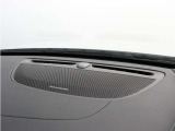 【harman/kardon】世界のオーディオファン垂涎のプレミアムサウンドシステムを搭載。原音に近い音場空間を忠実に再現。乗る人すべてに最良の音響体験を提供します。