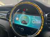 車両の詳細、ご質問につきましては、弊社営業スタッフまでお気軽にご連絡下さいませ。遠方のお客様には実車の詳細画像送信も承ります。