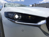 夜間の視認性を高めドライバーの危険認知をサポートするLEDヘッドライト☆