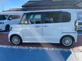 ご納車までの期間ですが、県内のお客様は1,2週間、県外のお客様は2,3週間ほどでご納車が可能となります。但し、お支払いや書類の状況によっては多少の前後もありますので、その際には何卒ご了承下さい。
