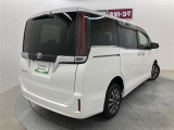 自動車保険やJAFも取扱いしています。土日も対応してますよ ♪♪