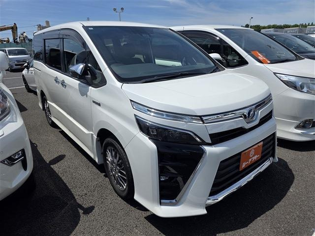 トヨタ ヴォクシー 