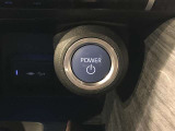 【キーレス】少し離れた場所からでもボタン一つでドアの開錠・施錠ができるのでとっても便利!ドアの鍵穴周りに傷をつけることもありません♪