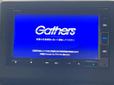 【純正ナビ】人気の純正ナビを装備しております。ナビの使いやすさはもちろん、オーディオ機能も充実!キャンプや旅行はもちろん、通勤や買い物など普段のドライブも楽しくなるはず♪