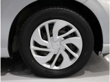 ◆純正のホイールキャップです!純正のいいところは車のデザインに合わせてデザインされていますので、相性がよく見た目もイイです!◆