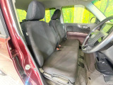 運転席シート廻りは使用感も少なく、良好な状態となっています。前オーナー様が丁寧に使っていたことがよくわかりますね。