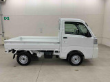 軽自動車、小型車を中心に常時300台展示車を御用意させて頂いております