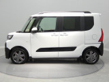 【左サイドビュー】狭い駐車場でも乗り降りしやすい構造を採用しています。