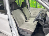 運転席シート廻りは使用感も少なく、良好な状態となっています。丁寧に使われていたことがよくわかりますね。