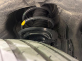 お車を安心してお乗りいただく為には、足回りの定期点検が欠かせません。サービスサポート(有償保証)では無料点検もご提供しており、安心のカーライフをお過ごしいただけるサポート体制が整っています。