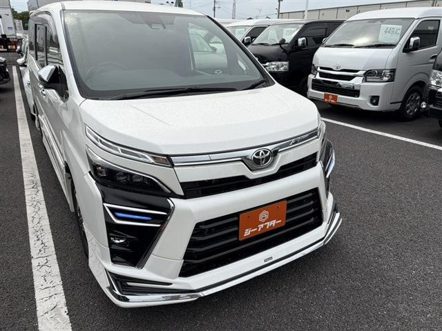 トヨタ ヴォクシー 