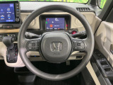 【ステアリングスイッチ】運転中、前方から目線をそらすことなく、オーディオ等の操作が可能な便利機能!安心&快適なドライブを演出してくれます♪