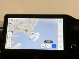 いまや必須装備「ナビゲーション」搭載!知らない場所に、スイスイッとドライブ。なんて便利な機能でしょうか?もう、これなしではハンドルを握れませんね!でも、運転中の操作は危険ですのでご注意ですね☆