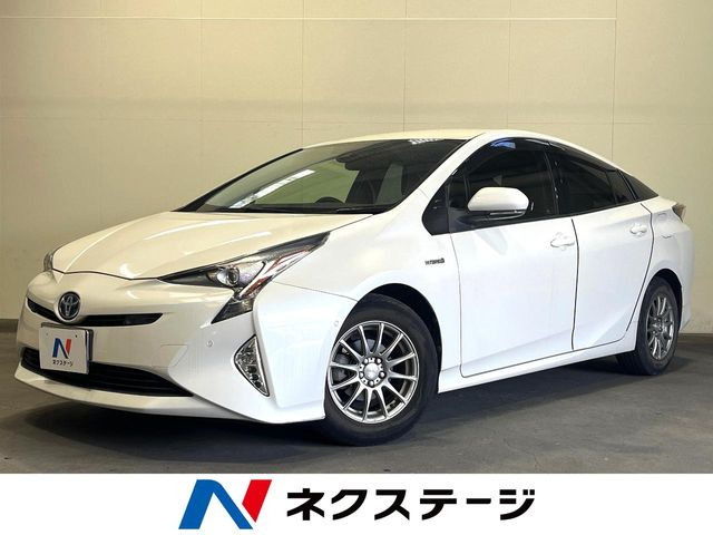 トヨタ プリウス 