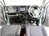 ポップなインテリアのハスラー。オシャレな内装に運転時の気分も上がります♪