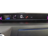 ドライブアシストイルミネーション。エコ運転時や注意喚起時など運転状況によって照明色が変化。楽しいです