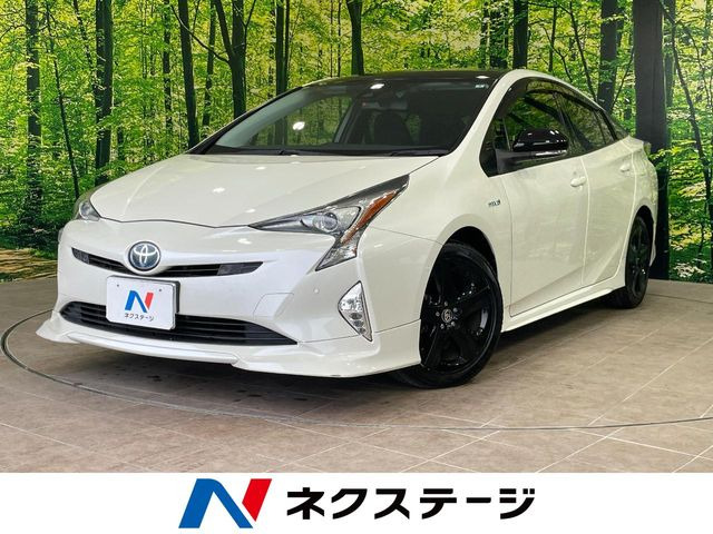 トヨタ プリウス 