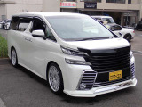 ★屋根付き展示場あり★雨でも雪でもごゆっくり現車確認が可能です★内外装クリーニング済みできれいな車をご覧いただけます★全車走行テスト実施済み入庫時走行テスト後に展示しておりますのでご安心ください★