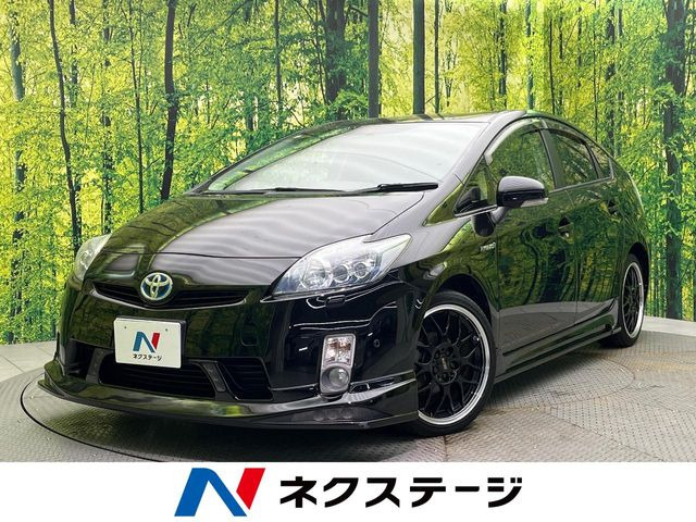 トヨタ プリウス 