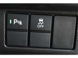 当社の優秀なスタッフがしっかり点検整備をさせていただいてからご納車いたします!さらに!ミッションオイル、ワイパーゴム、エンジンオイル、エレメント、エアクリーナーを新品交換させて頂いています!